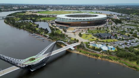 Luftaufnahme-Einer-Drohne-Mit-Blick-Auf-Die-Matagarup-Brücke-In-Perth,-WA