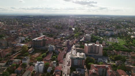 Ravenna,-Italy,-drone-push-in-view-of-urban-architecture