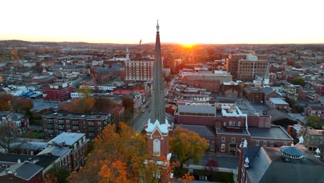 Church-steeple-in-downtown-York,-Pennsylvania