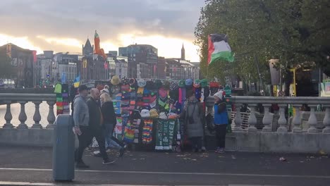 Straßenverkäufer-Der-Stadt-Dublin,-Steadicam