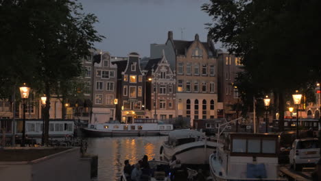 Romantic-evening-Amsterdam