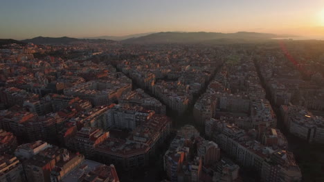 Aerial-cityscape-of-Barcelona-at-sunset