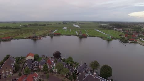 Aerial-view-of-Dutch-village-with-windmills