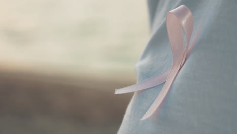 Internationales-Symbol-Für-Das-Bewusstsein-Für-Brustkrebs