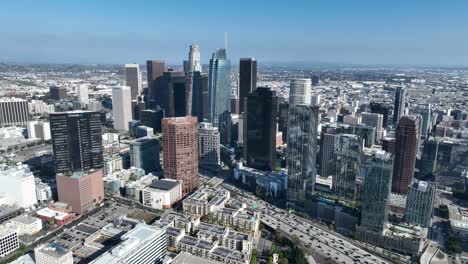 Edificios-Corporativos-En-Los-Ángeles,-California,-Estados-Unidos.