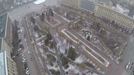 Der-Platz-Der-Gefallenen-Soldaten-In-Wolgograd,-Russland,-Luftaufnahme