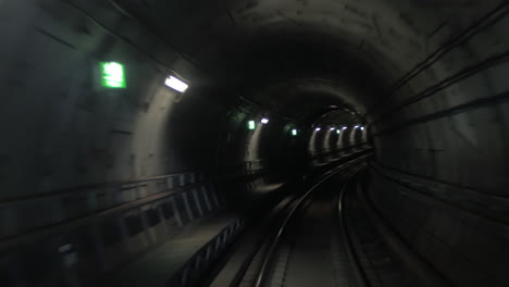 Timelapse-of-subway-train-on-the-route