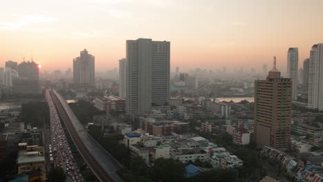 Zeitraffer-Des-Sonnenaufgangs-In-Bangkok,-Thailand
