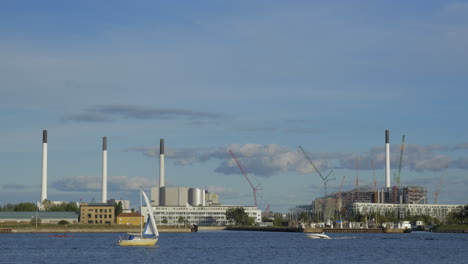 Boats-sailing-in-the-city