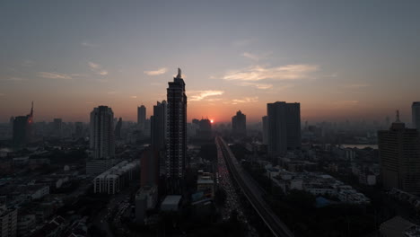 Zeitraffer-Der-Morgendämmerung-über-Bangkok,-Thailand
