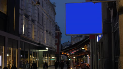 Blank-advertising-banner-in-night-street