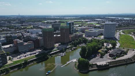 Aerial-view-of-Düsseldorf-city,-Germany-and-some-impressive-architecture