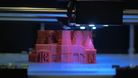 Impresión-Del-Modelo-3D-De-La-Catedral-De-San-Basilio.