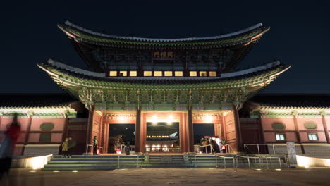 Timelapse-of-people-traffic-in-Heungryemun-Gate-at-night-Seoul-South-Korea