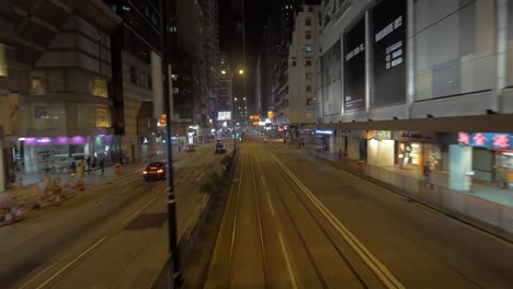 Vistas-A-Hong-Kong-Desde-El-Tranvía-De-Dos-Pisos-En-Movimiento