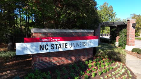 Schild-Für-Den-Zentralen-Campus-Der-NC-State-University