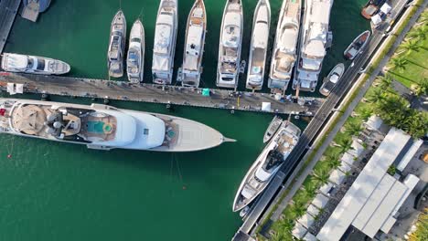 Luxury-boat-show-motor-yachts-on-display-in-a-marina,-Miami,-Florida