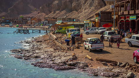 El-Agujero-Azul-Es-Un-Famoso-Lugar-De-Buceo-En-El-Mar-Rojo-En-El-Sinaí-De-Egipto.