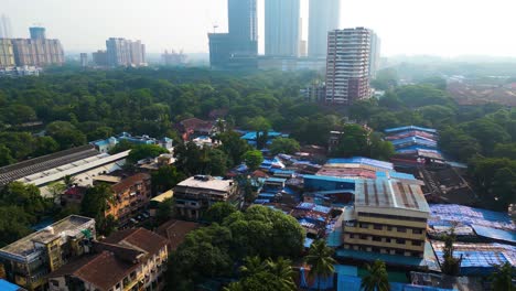Luftaufnahme-Der-Stadt-Mumbai,-DJI-Mini-3pro