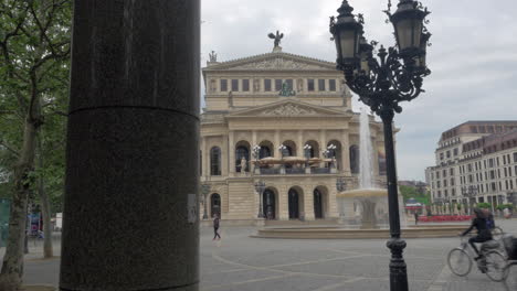 Alte-Oper-in-Frankfurt-Germany