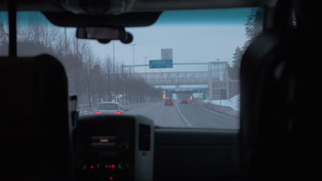 Driving-to-the-airport-in-Helsinki-view-from-the-car