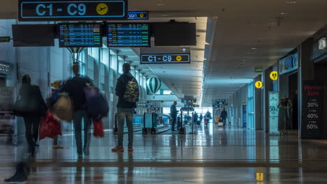 Zeitraffer-Des-Passagierverkehrs-Am-Flughafen-Ben-Gurion,-Tel-Aviv,-Israel