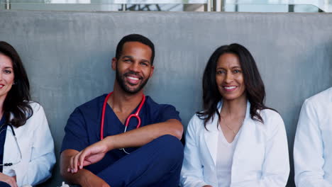 Portrait-of-five-healthcare-professionals,-male-and-female