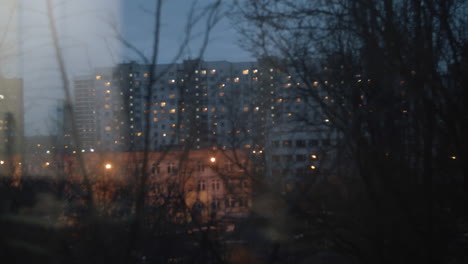 An-evening-life-in-Moscow-residential-district