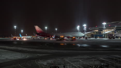 Timelapse-of-night-routine-in-Vnukovo-Airport-Moscow-Russia