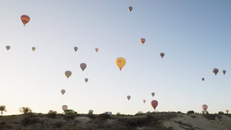 Tourists-bucket-list-activity-romantic-Hot-air-balloons-flight