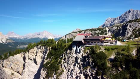 Rifugio-Faloria-On-The-Peak-Of-Monte-Faloria-In-Cortina-d’Ampezzo,-Italy