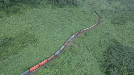 Train-Pulling-Carriages-Chugs-Up-The-Hai-Van-Pass-in-Vietnam