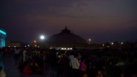 Prem-Mandir-El-Templo-Del-Amor-Divino-Es-Un-Templo-Hindú-En-Vrindavan,-Distrito-De-Mathura,-Uttar-Pradesh,-India