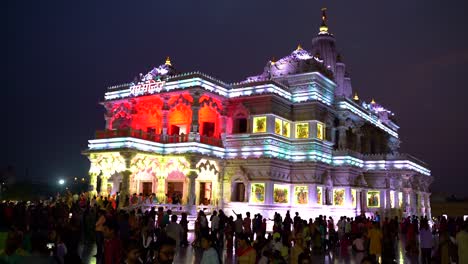 Prem-Mandir,-Der-Tempel-Der-Göttlichen-Liebe,-Ist-Ein-Hinduistischer-Tempel-In-Vrindavan,-Bezirk-Mathura,-Uttar-Pradesh,-Indien