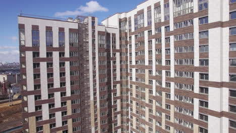 Luftaufnahme-Eines-Neuen-Modernen-Wohnblocks-In-Moskau,-Russland