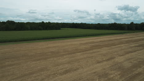 Countryside-Landscape-With-Farmlands-Near-Lamar-In-Barton-County,-Missouri,-United-States