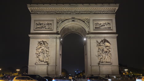 Nachtansicht-Des-Arc-De-Triomphe-In-Paris,-Frankreich