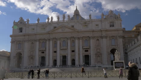 People-at-St-Peters-Square-with-Basilica-in-Vatican-Italy
