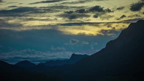 Dusk-or-twilight-to-nighttime-in-the-Austrian-alps---time-lapse