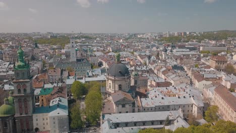 Aerial-City-Lviv,-Ukraine.-European-City.-Popular-areas-of-the-city.-Dominican