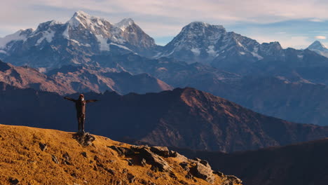 Tourists-enjoying-the-landscape-of-Nepal-Everest-Mountain-range-at-PikeyPeak-horizon-drone-shot-4K