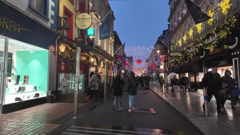 Plunkett-Street-In-Cork-City-Mit-Weihnachtsdekoration