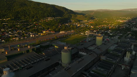 The-vast-industrial-facilities-in-the-city-of-Mosjoen,-Northern-Norway