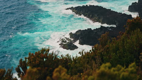 Slow-motion-close-up-shot-of-rocky-coastline