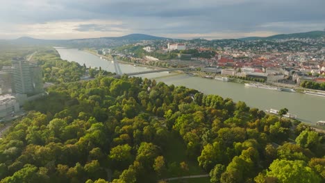 Bratislava-wide-aerial-cityscape-view-of-the-old-town-with-Bratislava-Castle,-Saint-Martin's-cathedral-and-Danube-river-on-a-sunny-summer-day-in-Slovakia