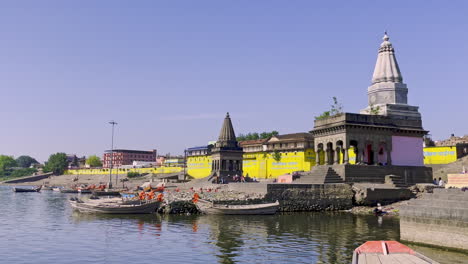 Der-Vitthal-Rukmini-Tempel-Neben-Dem-Fluss-Chandrabhaga-Pandharpur-Maharashtra,-Indien