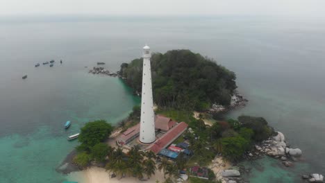 Landscape-of-Lengkuas-Island-Belitung-white-lighthouse,-aerial