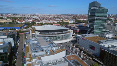 Mercedes-Benz-Arena-City-Berlin-Deutschland-Sommer-23