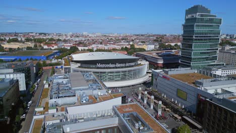 Mercedes-Benz-Arena-City-Berlin-Deutschland-Sommer-23