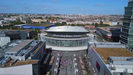 Mercedes-Benz-Arena-Ciudad-Berlín-Alemania-Verano-23